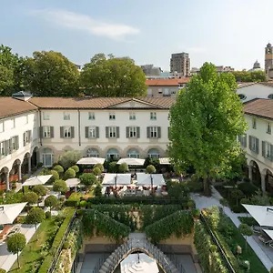 5* Отель Four Seasons