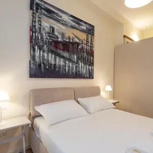 Royal - Centro Brera Апартаменты Милан