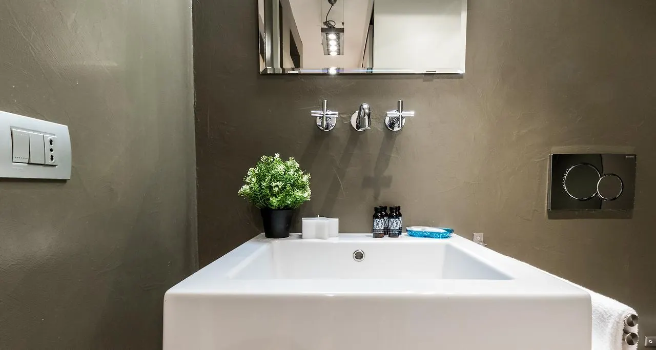 Monte Amiata Rooms Milan Italy